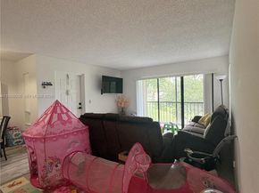 721 Sunny Pine Way C2, Green Acres FL 33415