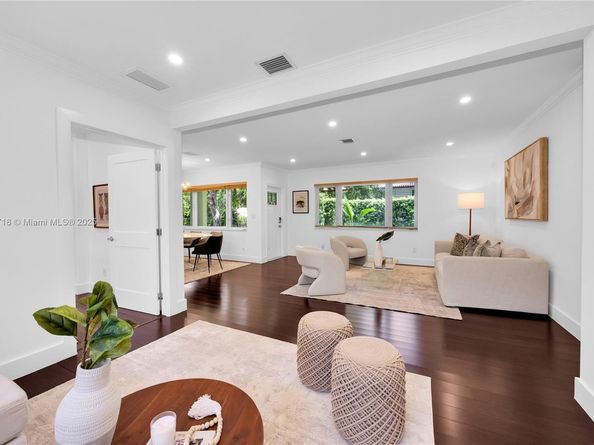 840 Algeria Ave, Coral Gables FL 33134