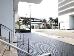 1040 Biscayne Blvd 3508, Miami FL 33132