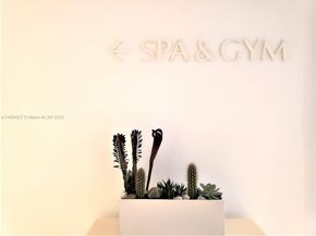 1040 Biscayne Blvd 3508, Miami FL 33132