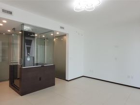 1040 Biscayne Blvd 3508, Miami FL 33132