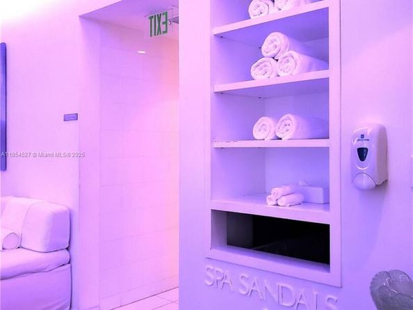 1040 Biscayne Blvd 3508, Miami FL 33132