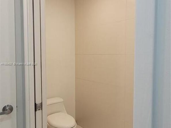 1040 Biscayne Blvd 3508, Miami FL 33132