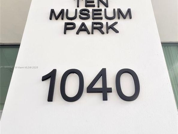 1040 Biscayne Blvd 3508, Miami FL 33132