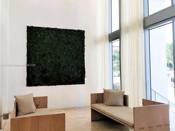 1040 Biscayne Blvd 3508, Miami FL 33132