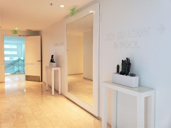 1040 Biscayne Blvd 3508, Miami FL 33132