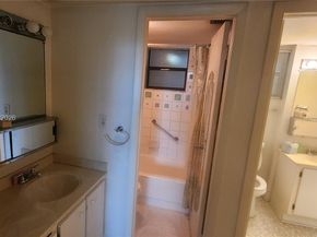 1100 Colony Point Cir 316, Pembroke Pines FL 33026