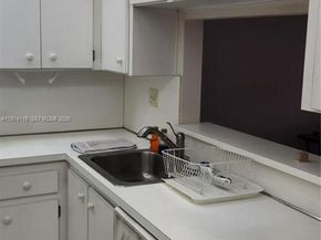 1100 Colony Point Cir 316, Pembroke Pines FL 33026