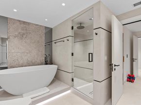 3501 N Ocean Dr V5, Hollywood FL 33019