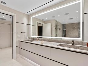 3501 N Ocean Dr V5, Hollywood FL 33019