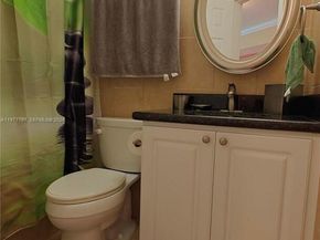 825 Brickell Bay Dr 841, Miami FL 33131