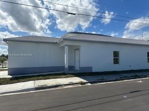 401 NW 12th Ave, Boynton Beach FL 33435