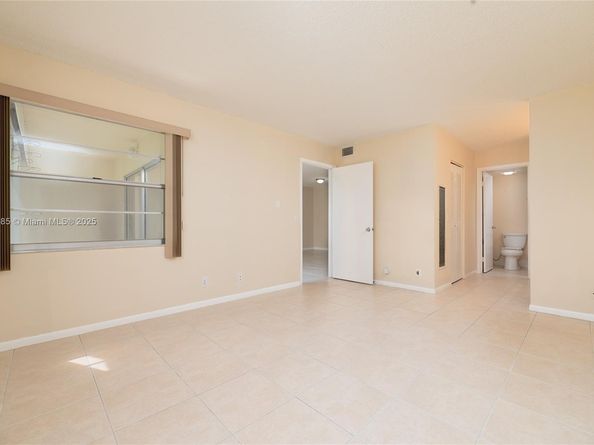 13000 SW 15th Ct 206U, Pembroke Pines FL 33027