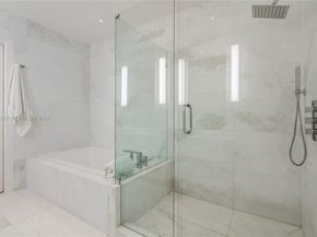 801 S Pointe Dr 204, Miami Beach FL 33139