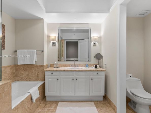 1435 Brickell Ave 3212, Miami FL 33131