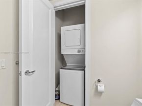 1435 Brickell Ave 3212, Miami FL 33131