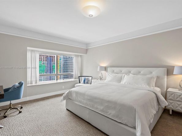 1435 Brickell Ave 3212, Miami FL 33131