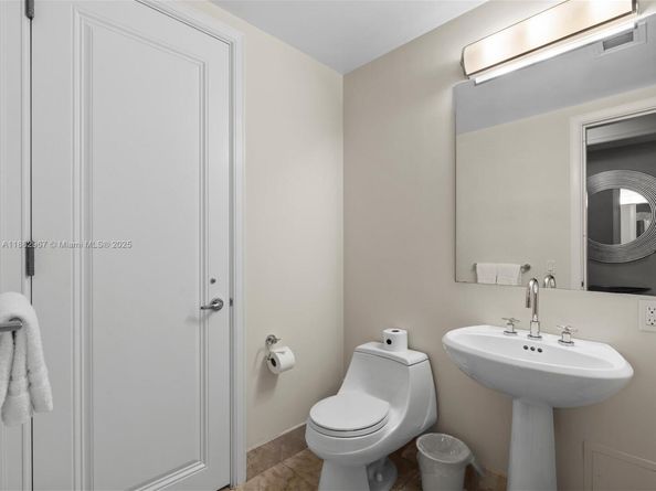 1435 Brickell Ave 3212, Miami FL 33131