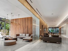 88 SW 7th St 2305, Miami FL 33130