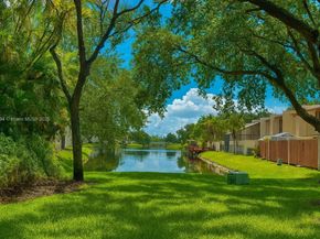 7909 SW 105th Ave, Miami FL 33173