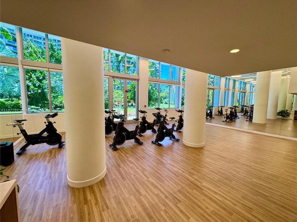 1500 Bay Rd 462S, Miami Beach FL 33139