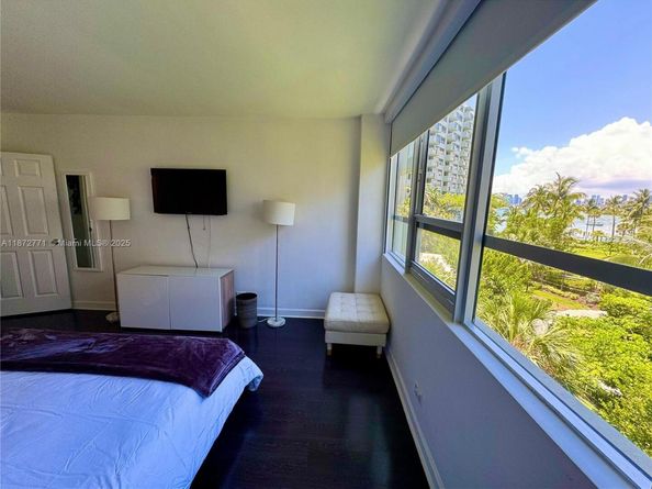 1500 Bay Rd 462S, Miami Beach FL 33139