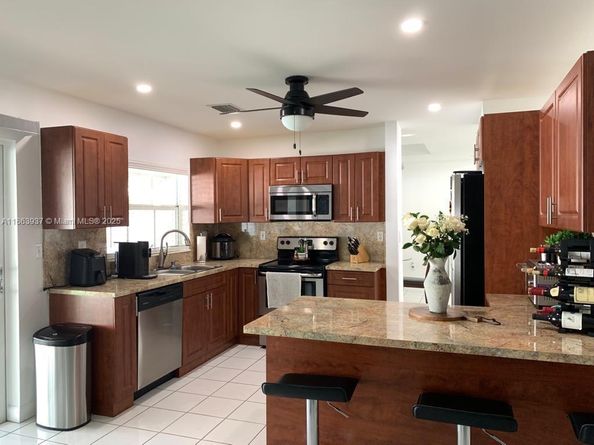 862 NW 132nd Ct, Miami FL 33182