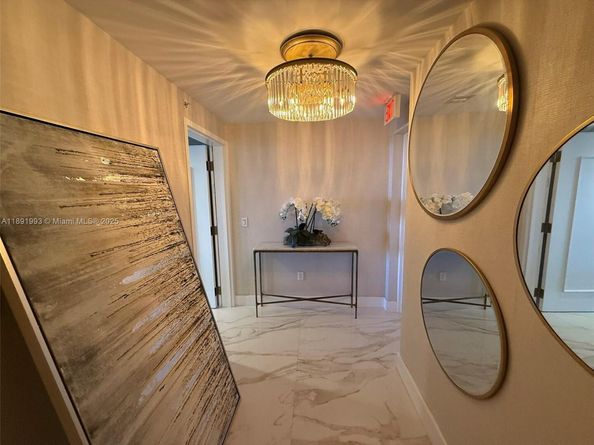 16385 Biscayne Blvd 3018, North Miami Beach FL 33160