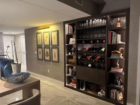 16385 Biscayne Blvd 3018, North Miami Beach FL 33160