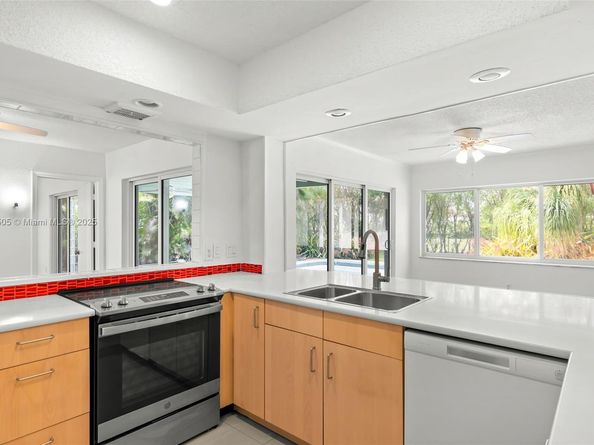 1980 NW 81st Ave, Coral Springs FL 33071