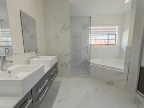 3525 Magellan Cir, Aventura FL 33180