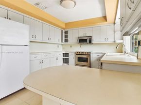 4399 SW 89th Ave, Miami FL 33165