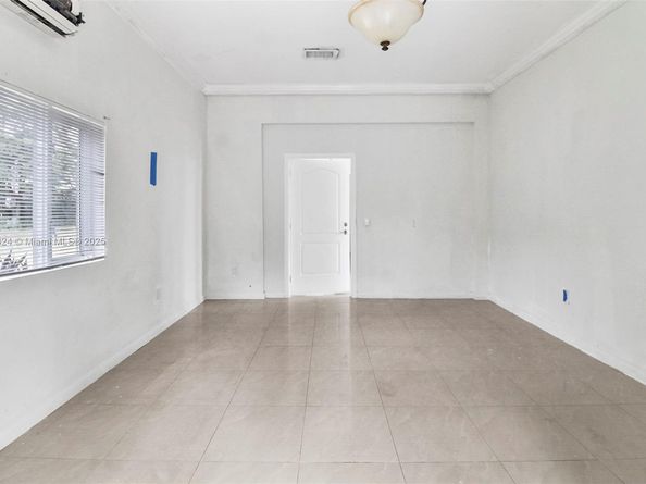 4399 SW 89th Ave, Miami FL 33165