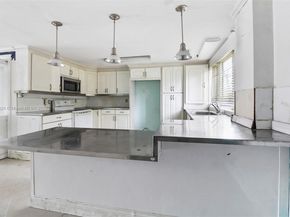 4399 SW 89th Ave, Miami FL 33165