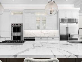 2500 Regatta Ave, Miami Beach FL 33140