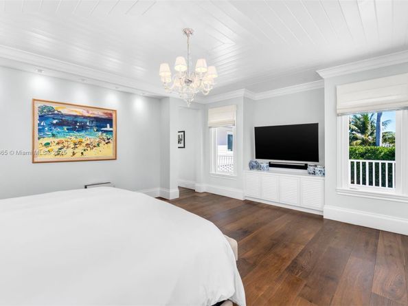 2500 Regatta Ave, Miami Beach FL 33140