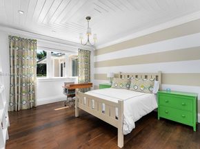 2500 Regatta Ave, Miami Beach FL 33140