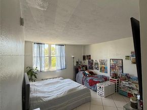 10350 W Bay Harbor Dr 2L, Bay Harbor Islands FL 33154