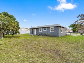 3361 NW 189th St, Miami Gardens FL 33056