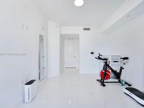 1600 NE 1st Ave 1601, Miami FL 33132