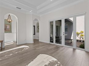 11113 NW 71st Ter, Doral FL 33178