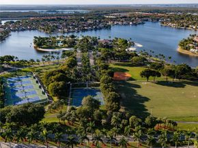 11113 NW 71st Ter, Doral FL 33178