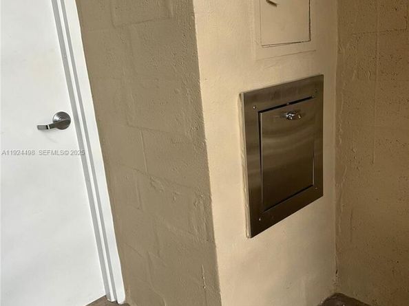 Undisclosed Address #A11924498, Miami FL 33143