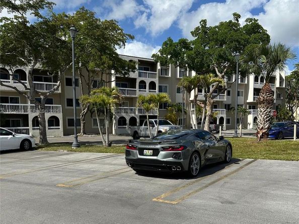 Undisclosed Address #A11924498, Miami FL 33143