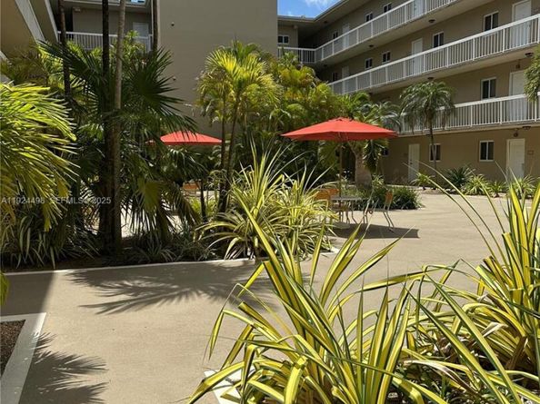 Undisclosed Address #A11924498, Miami FL 33143