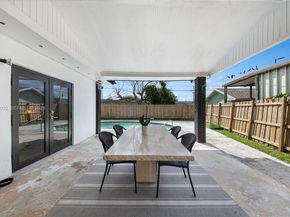 10020 SW 83rd St, Miami FL 33173