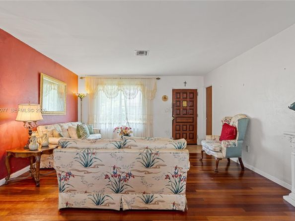 20054 NW 12th Pl, Miami Gardens FL 33169