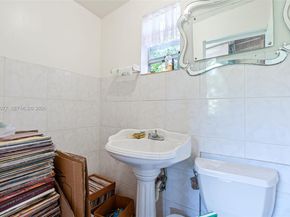20054 NW 12th Pl, Miami Gardens FL 33169