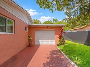 20054 NW 12th Pl, Miami Gardens FL 33169