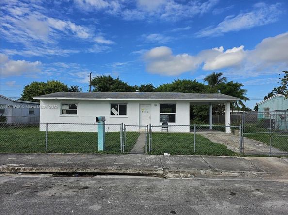 22300 SW 114th Ct, Miami FL 33170